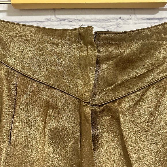 Vintage metallic gold, satin pleated trousers - Picture 6 of 11